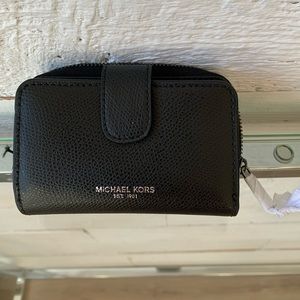 Michael Kors NWT Warren Key ring zip wallet coin case leather black